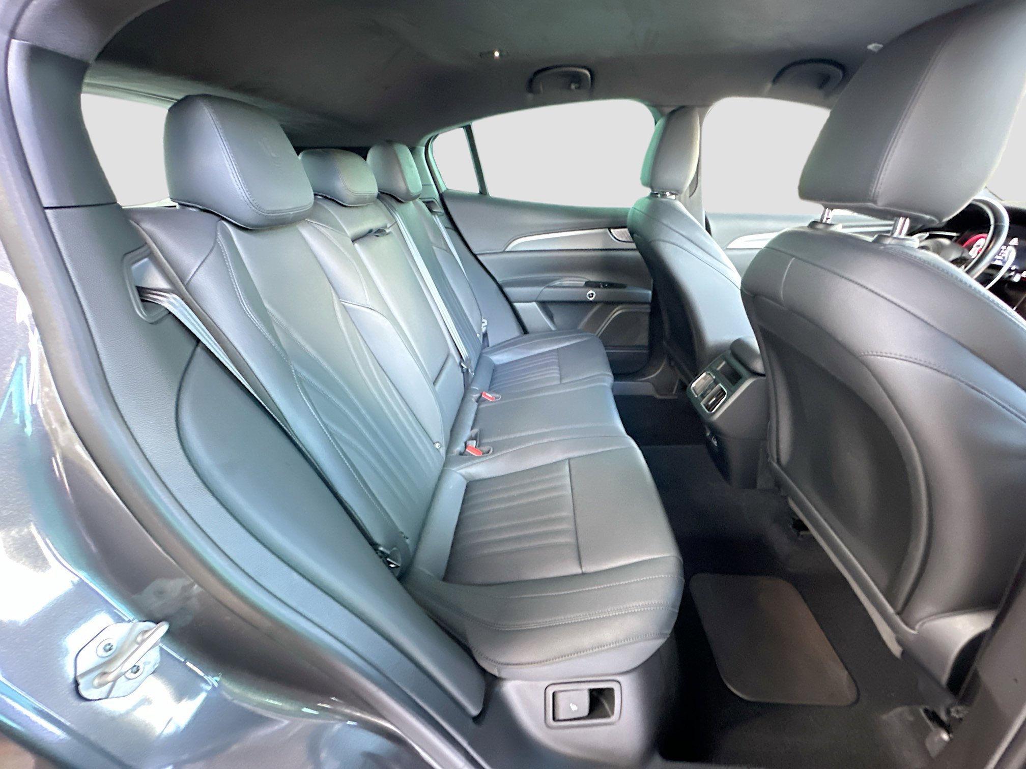 Used 2023 Maserati Grecale GT image 27