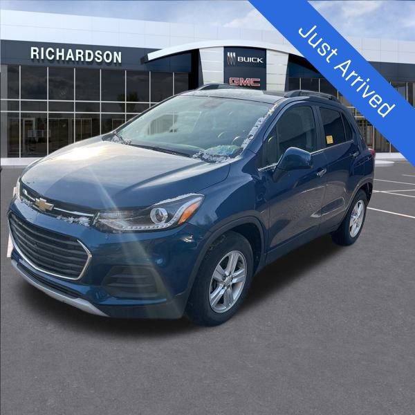Used 2020 Chevrolet Trax LT w/ LT Convenience Package image 1