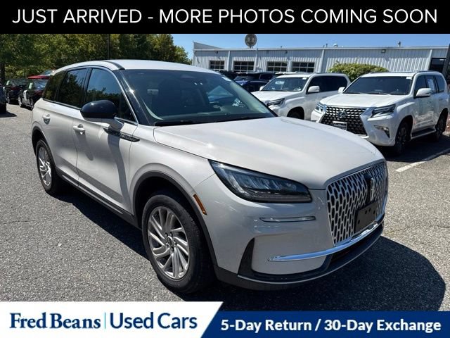 Used 2023 Lincoln Corsair AWD image 1