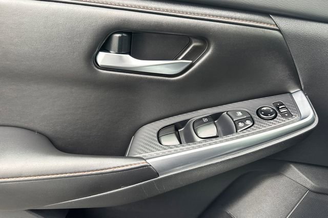 Used 2022 Nissan Sentra SR w/ SR Premium Package image 8