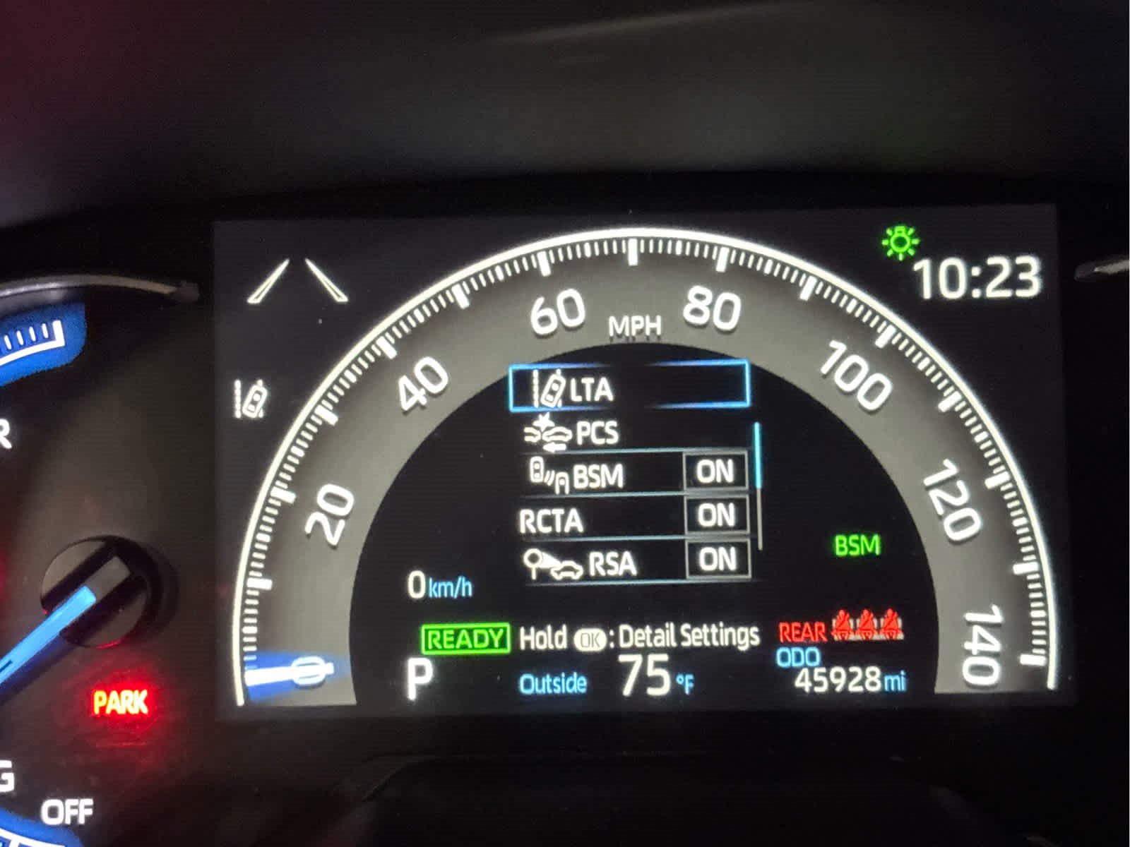 Used 2025 Toyota RAV4 XLE AWD/4WD image 11
