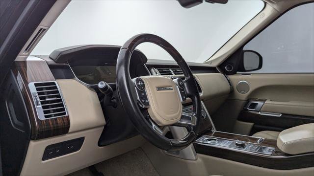 Used 2017 Land Rover Range Rover HSE AWD/4WD image 23
