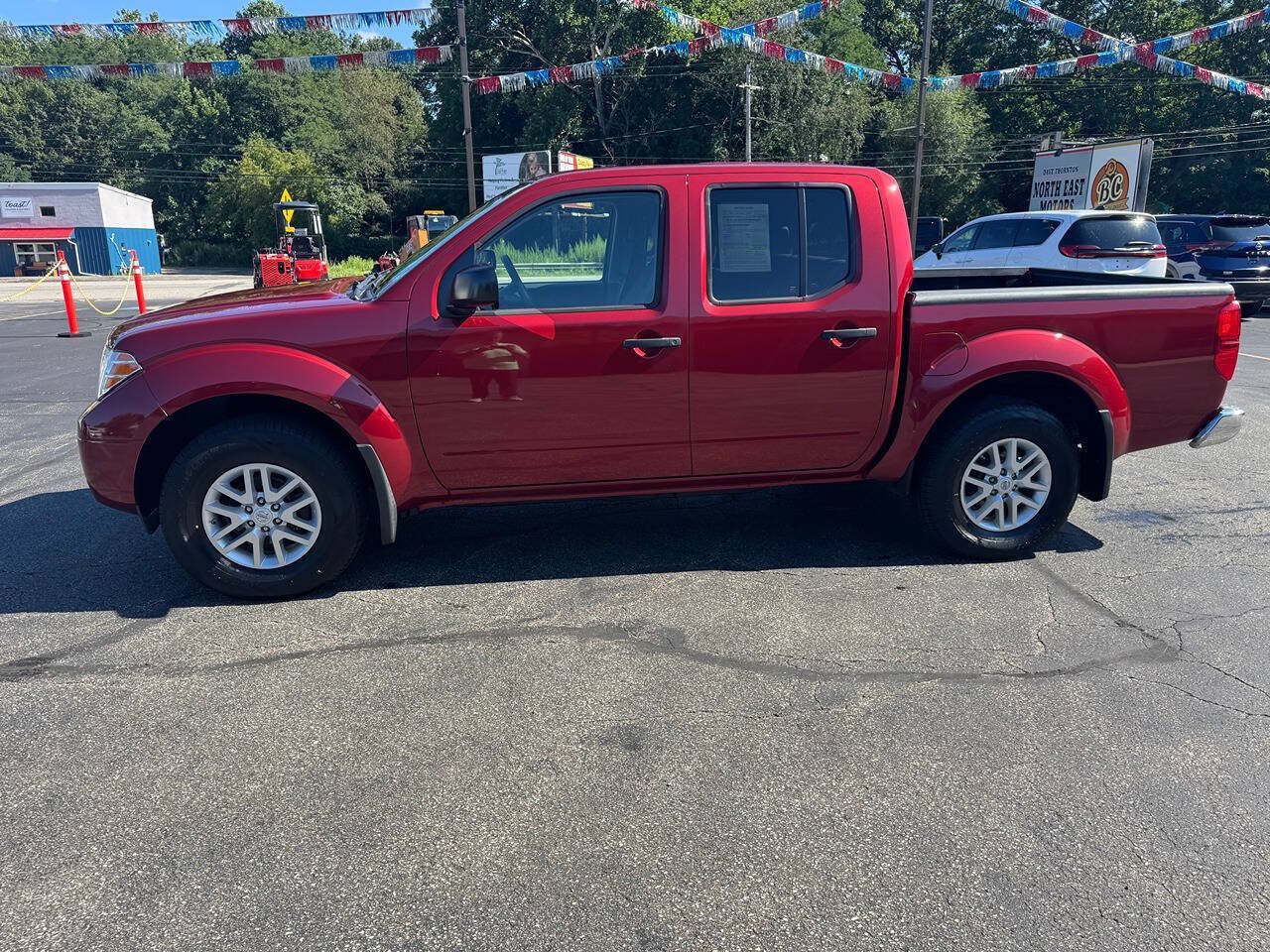 Used 2019 Nissan Frontier SV AWD/4WD image 5