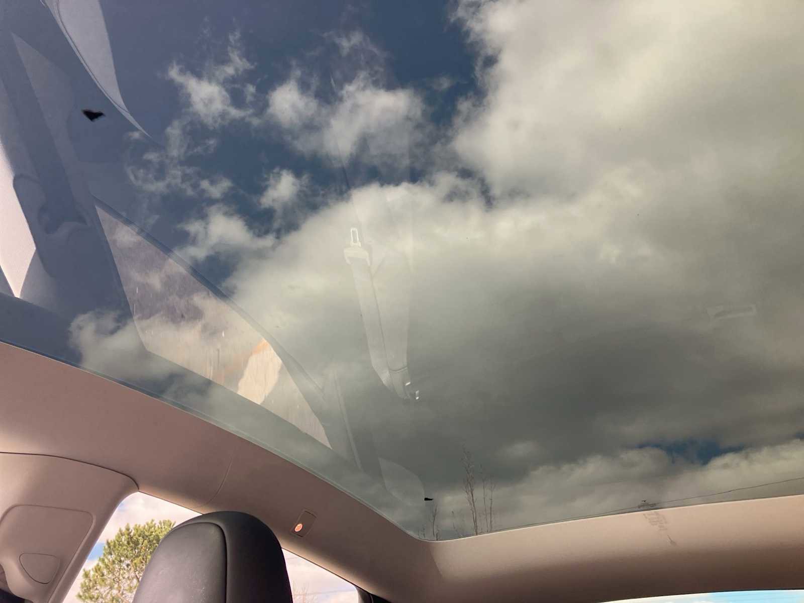 Used 2023 Tesla Model Y AWD image 18