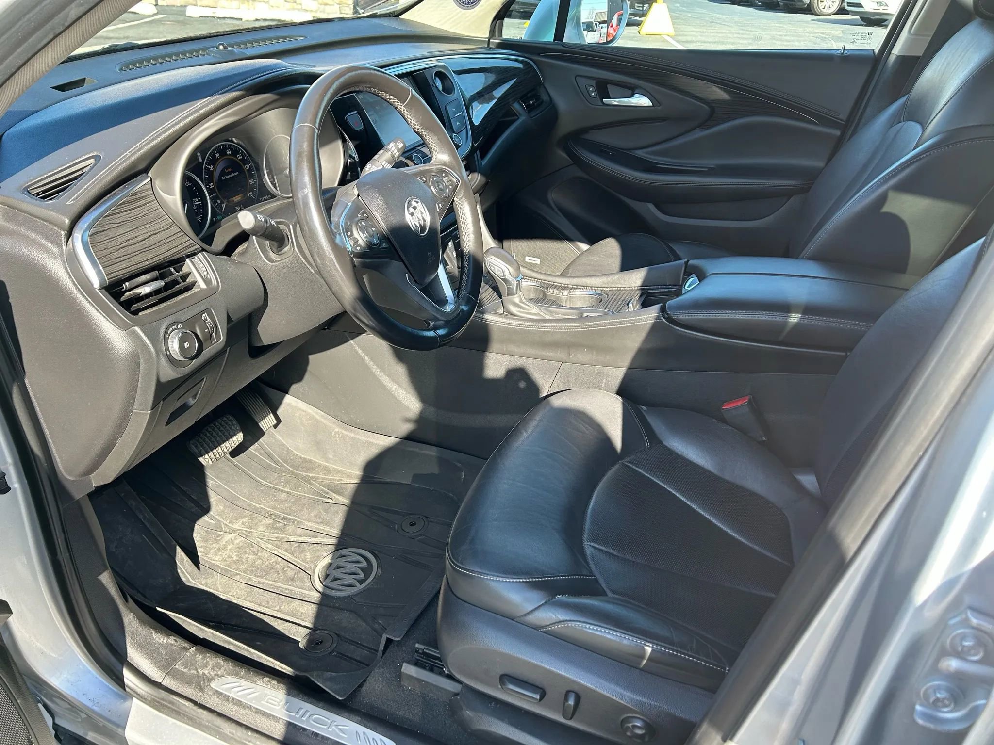 Used 2016 Buick Envision Premium AWD/4WD image 3