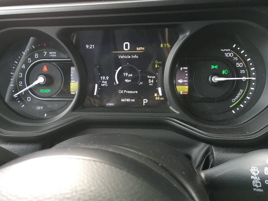 Used 2024 Jeep Wrangler Unlimited AWD/4WD image 2