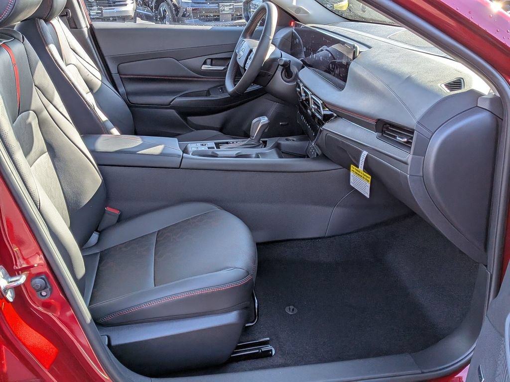 New 2026 Nissan Sentra SR w/ SR Premium Package FWD image 22