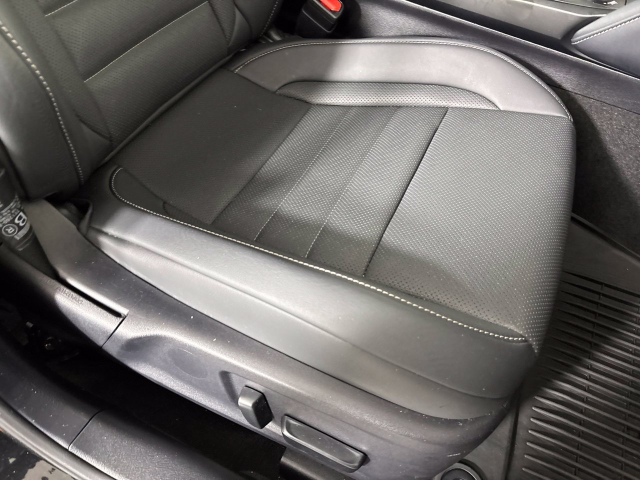 Used 2023 Lexus IS 350 F Sport w/ Memory Package RWD image 34