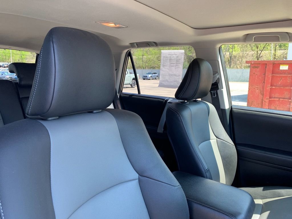Used 2022 Toyota 4Runner SR5 Premium w/ Moonroof Package image 18