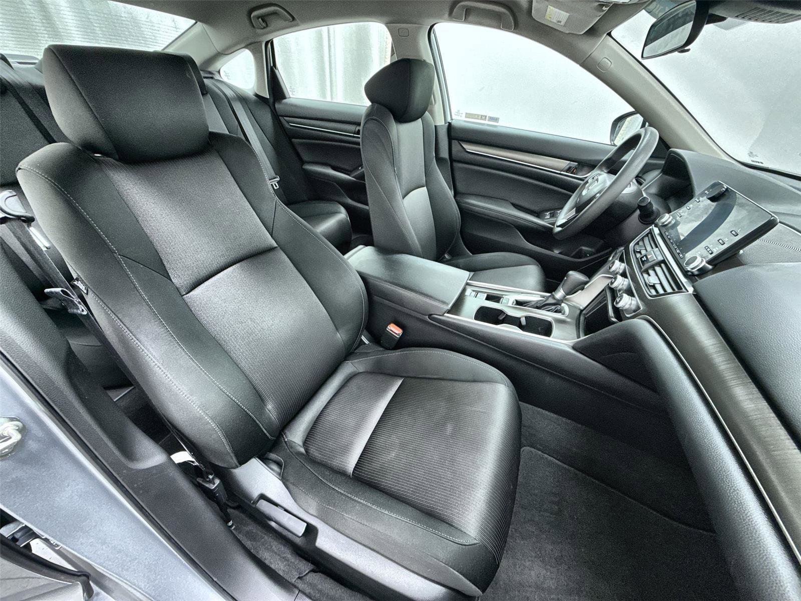 Used 2019 Honda Accord LX image 26