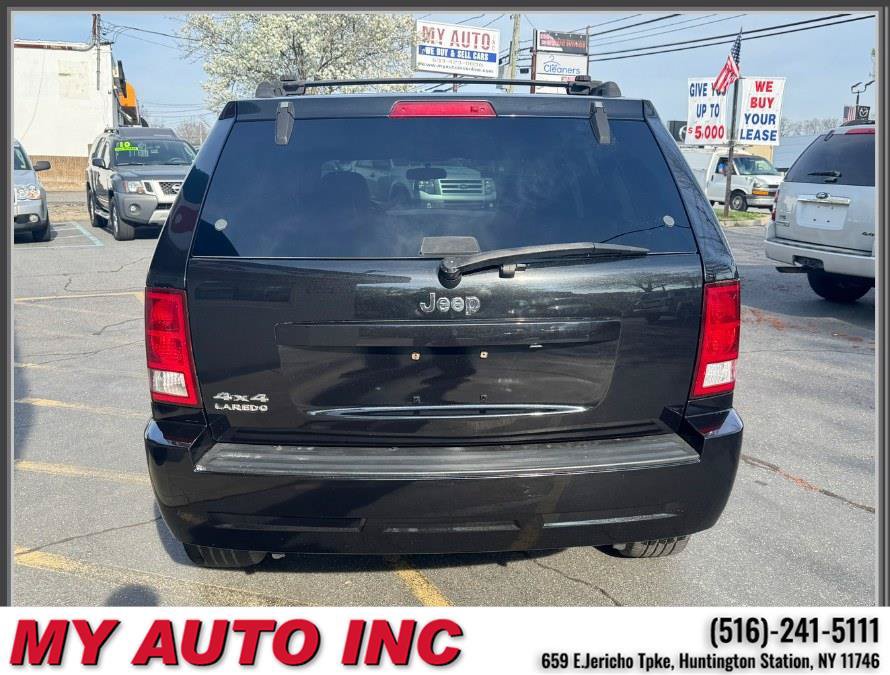 Used 2010 Jeep Grand Cherokee Laredo AWD/4WD image 5