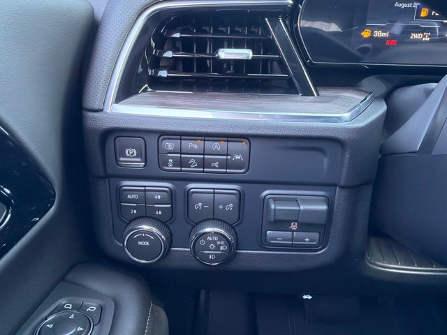 New 2026 Chevrolet Tahoe Premier AWD/4WD image 16