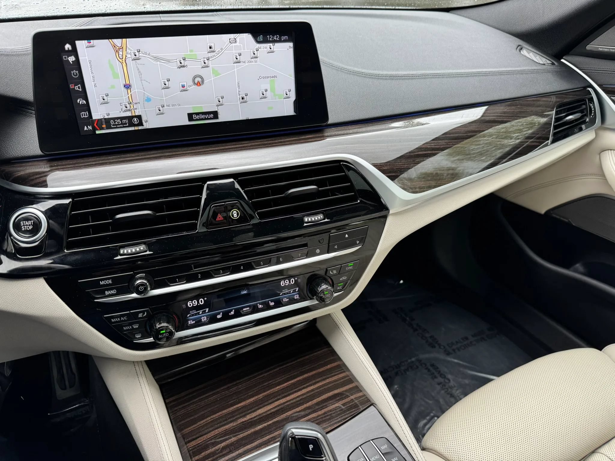 Used 2018 BMW 530e xDrive AWD/4WD image 37