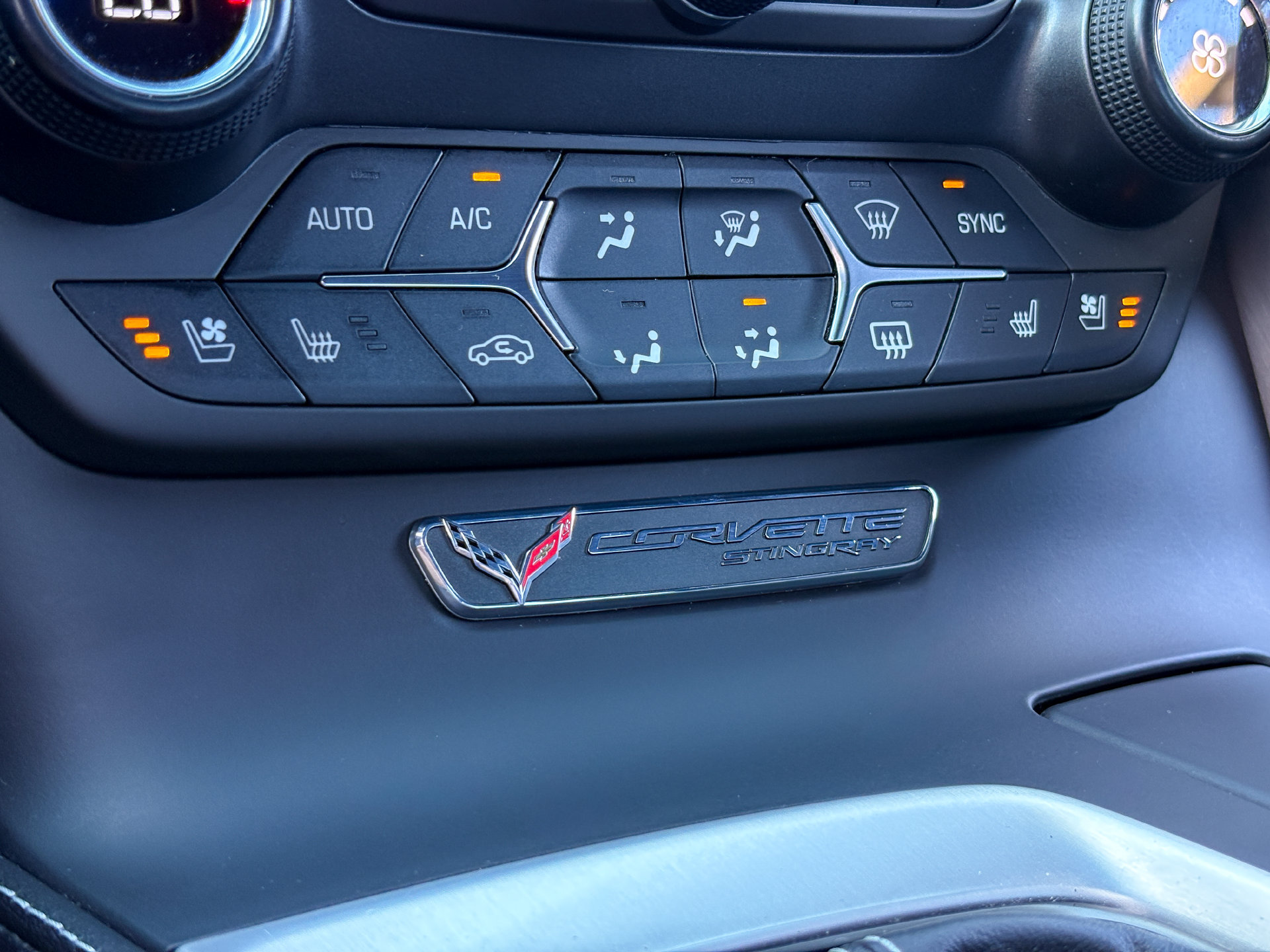 Used 2015 Chevrolet Corvette Stingray Coupe w/ 2LT Preferred Equipment Group RWD image 20