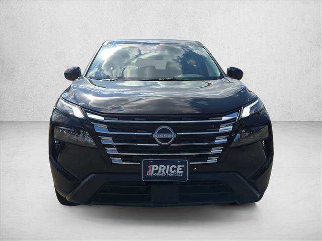 Used 2025 Nissan Rogue SV video 2