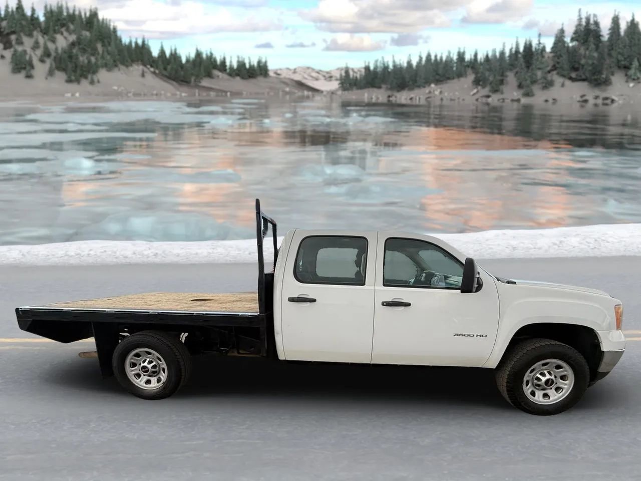 Used 2012 GMC Sierra 3500 W/T image 2