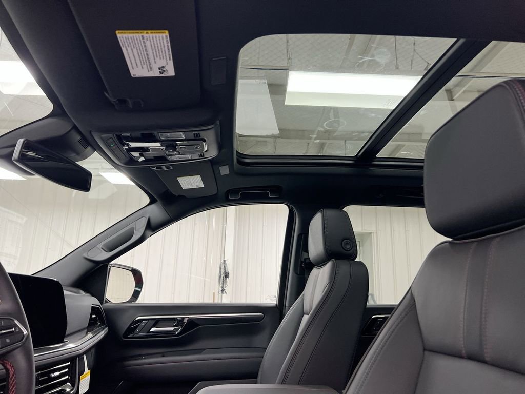 New 2026 Chevrolet Suburban RST w/ Comfort Package AWD/4WD image 20