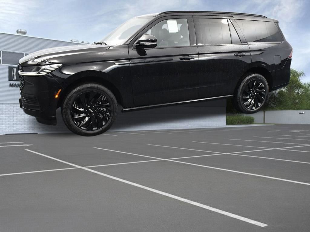 New 2026 Lincoln Navigator Reserve w/ Jet Appearance Package AWD/4WD image 5