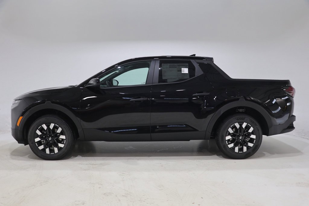New 2027 Hyundai Santa Cruz SE AWD/4WD image 4