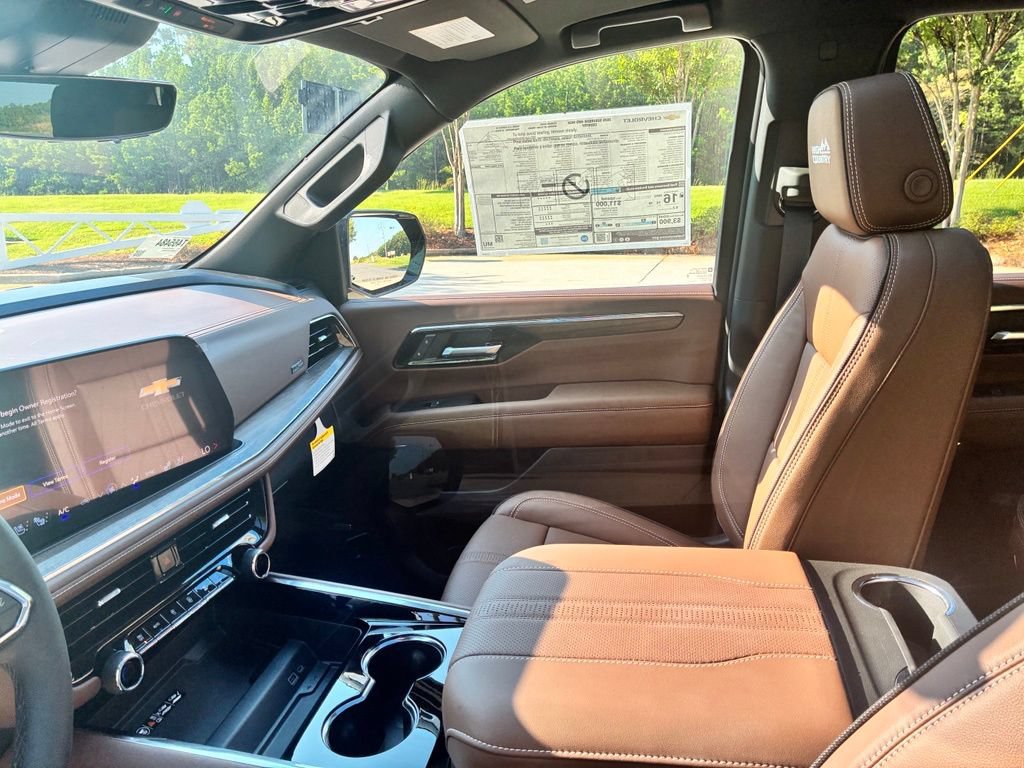 New 2026 Chevrolet Suburban High Country AWD/4WD image 29