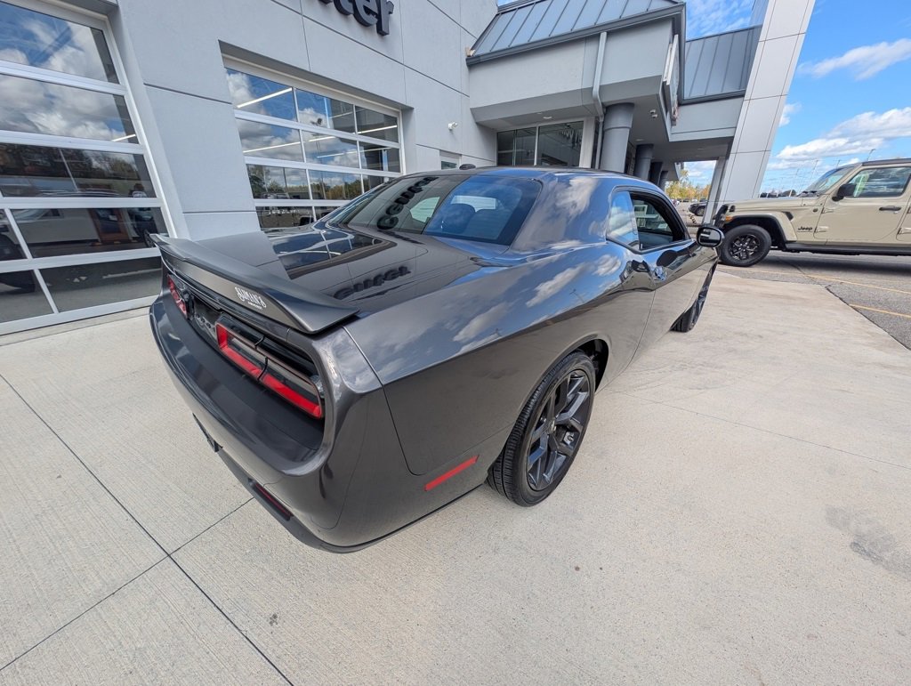 Used 2022 Dodge Challenger GT w/ Blacktop Package image 5