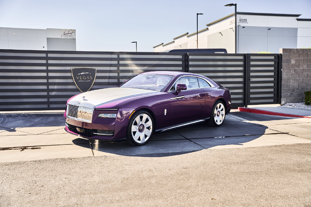 Used 2024 Rolls-Royce Spectre w/ Spectre Launch Package AWD/4WD image 5