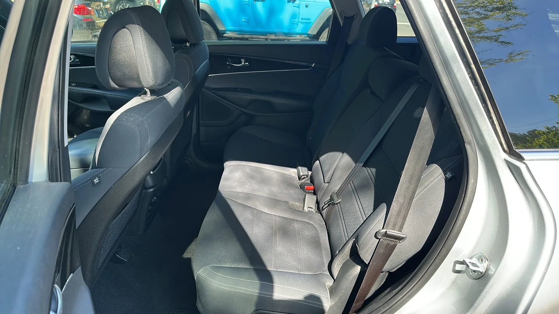 Used 2016 Kia Sorento LX image 16