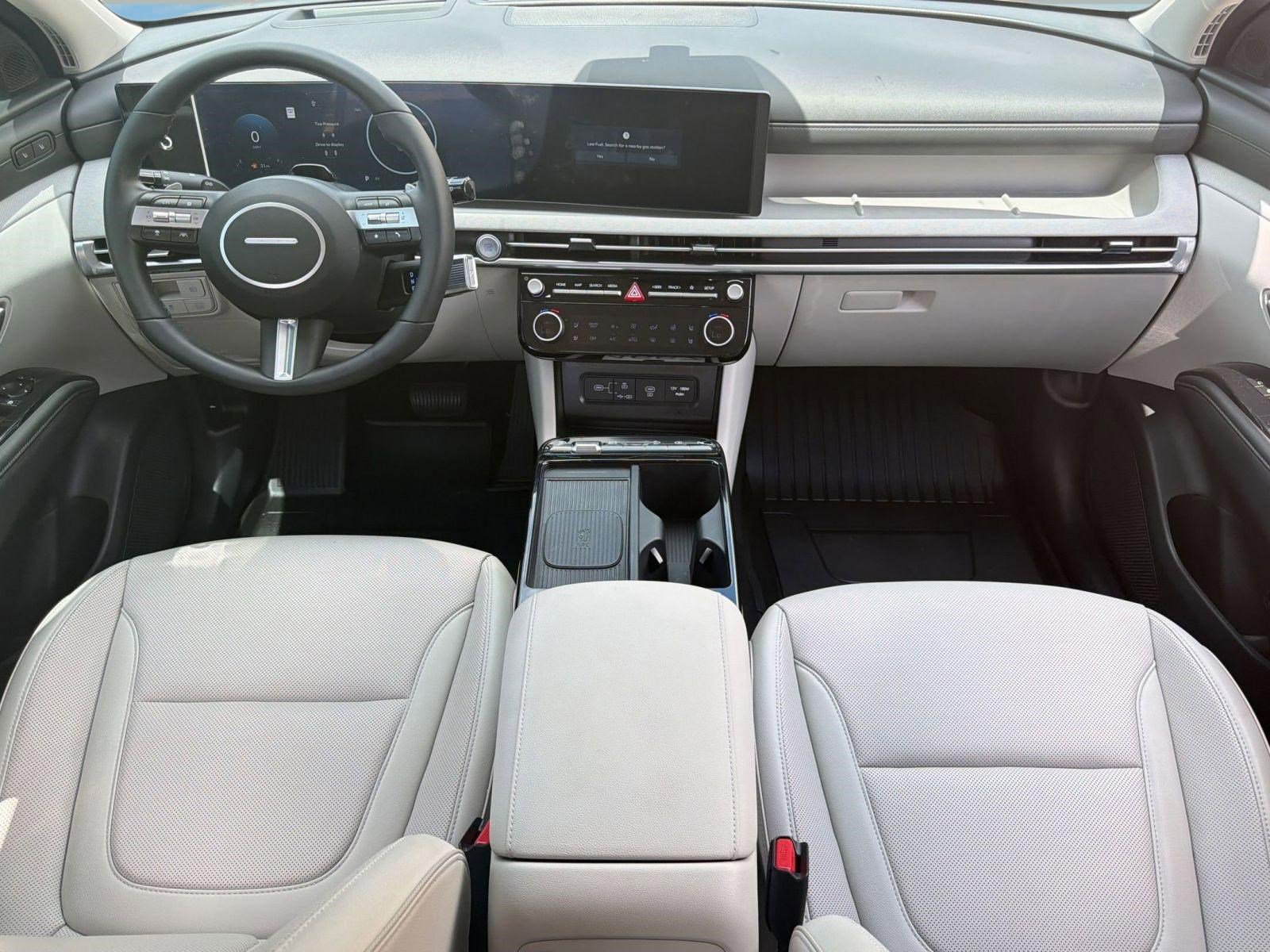 Certified 2025 Hyundai Tucson Limited AWD/4WD image 15
