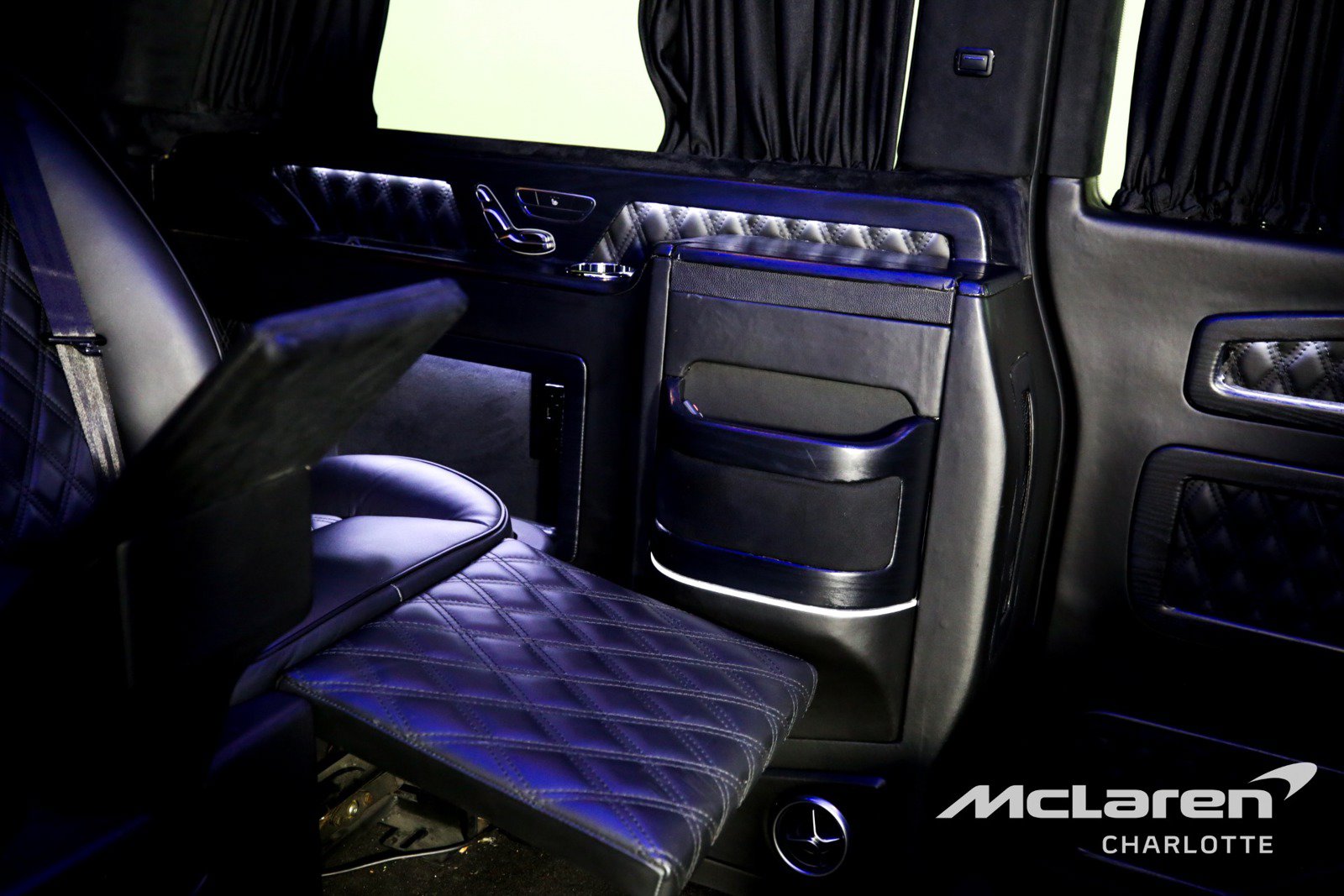 Used 2018 Mercedes-Benz Metris Passenger image 28