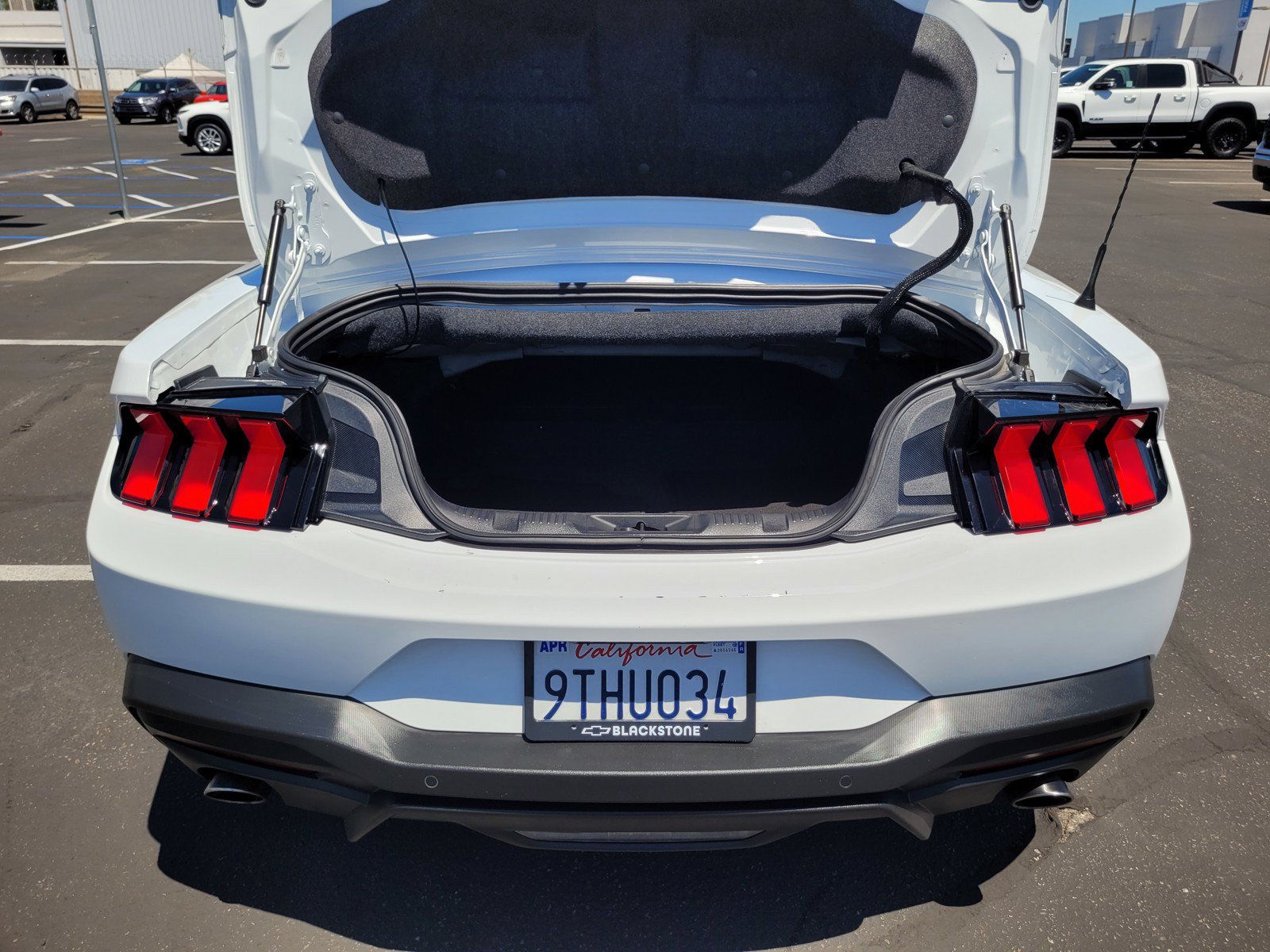 Used 2025 Ford Mustang Premium RWD image 27