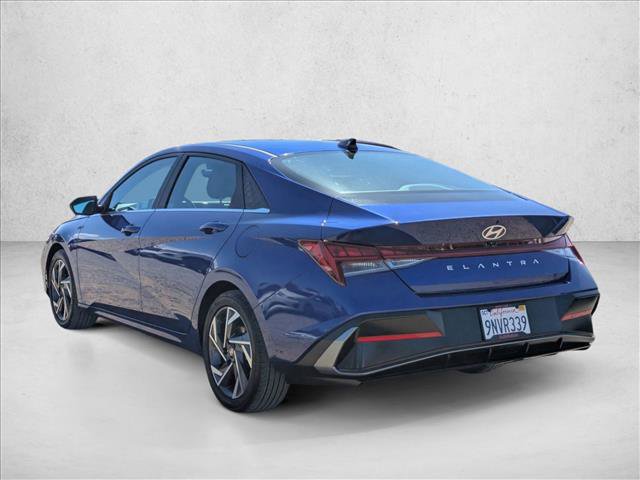 Used 2024 Hyundai Elantra SEL w/ Convenience Package FWD image 8