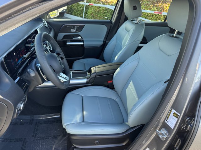 New 2026 Mercedes-Benz GLA 35 AMG 4MATIC image 2