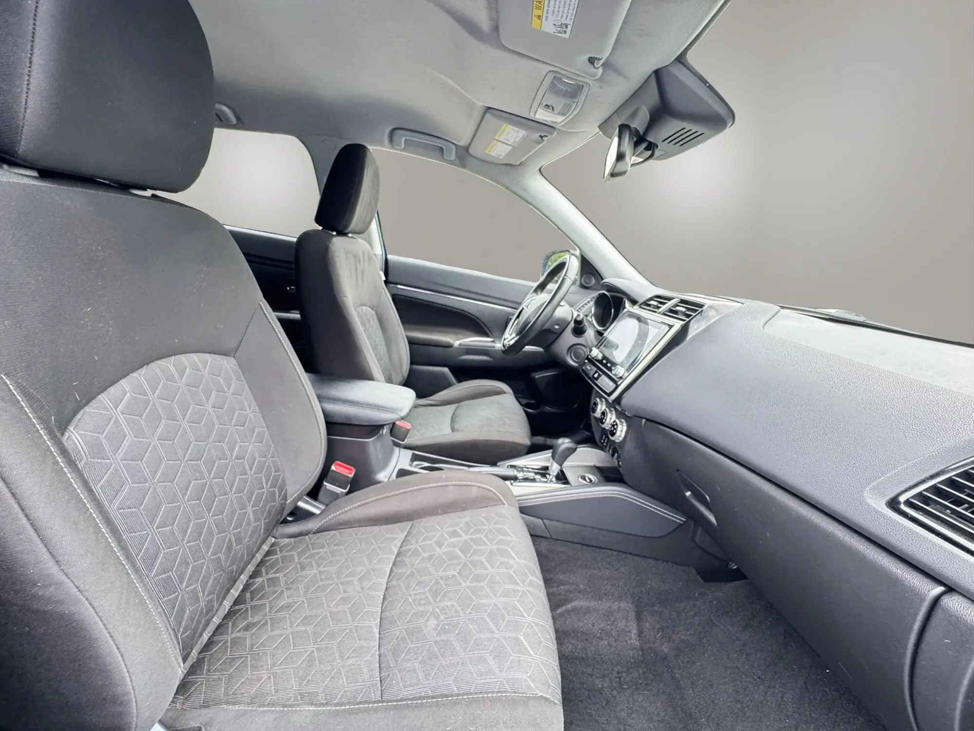 Used 2020 Mitsubishi Outlander Sport SE AWD/4WD image 15