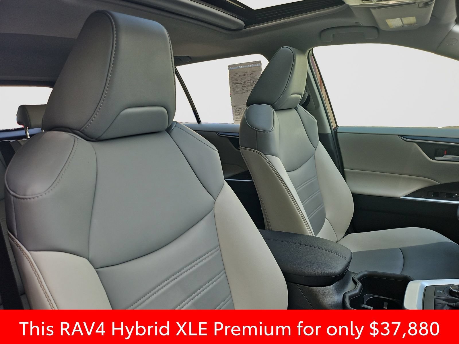 Used 2023 Toyota RAV4 XLE Premium AWD/4WD image 18
