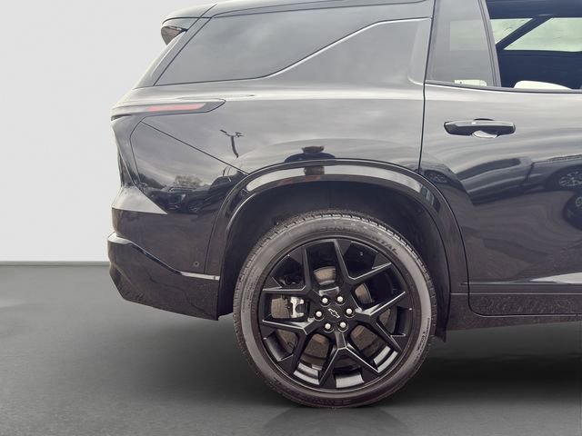 Used 2026 Chevrolet Traverse RS image 23