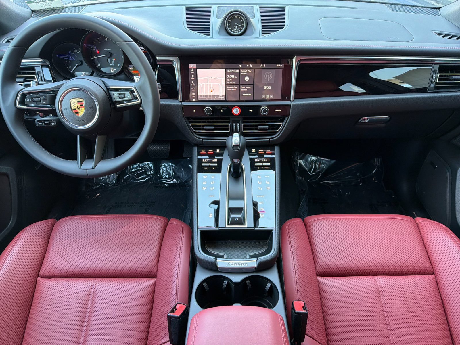 New 2026 Porsche Macan AWD/4WD image 6