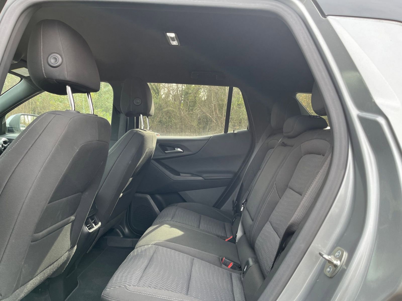 Used 2025 Chevrolet Equinox LT image 25