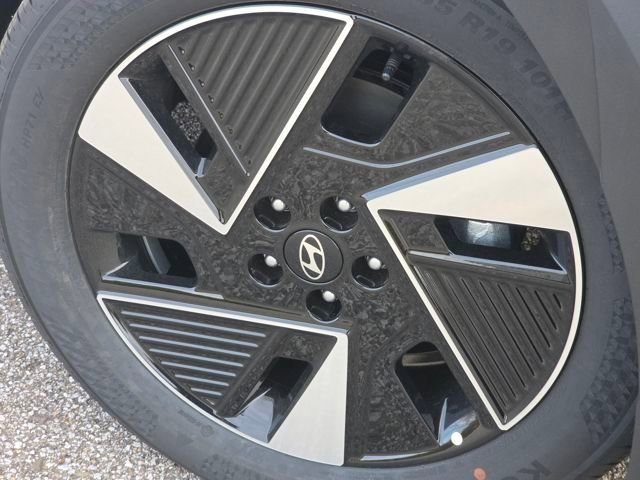 New 2026 Hyundai Ioniq 5 SEL image 19