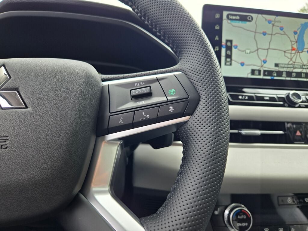 New 2026 Mitsubishi Outlander SE AWD/4WD image 28
