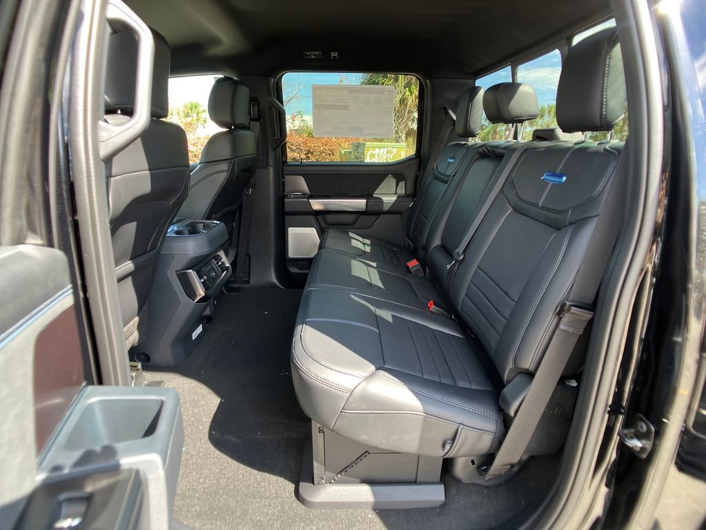 New 2026 Ford F350 Platinum image 32