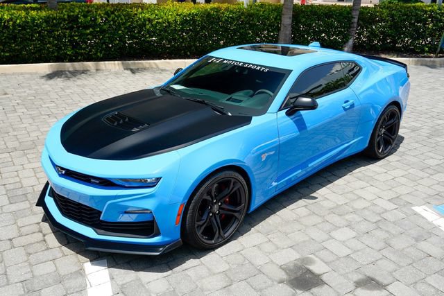 Used 2022 Chevrolet Camaro SS RWD image 10