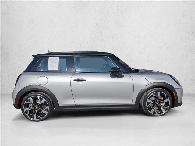 Certified 2025 MINI Cooper S image 4