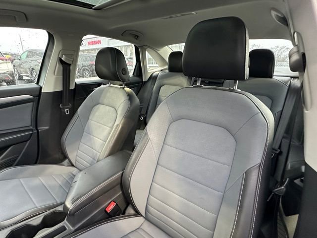 Used 2025 Volkswagen Jetta SE image 27