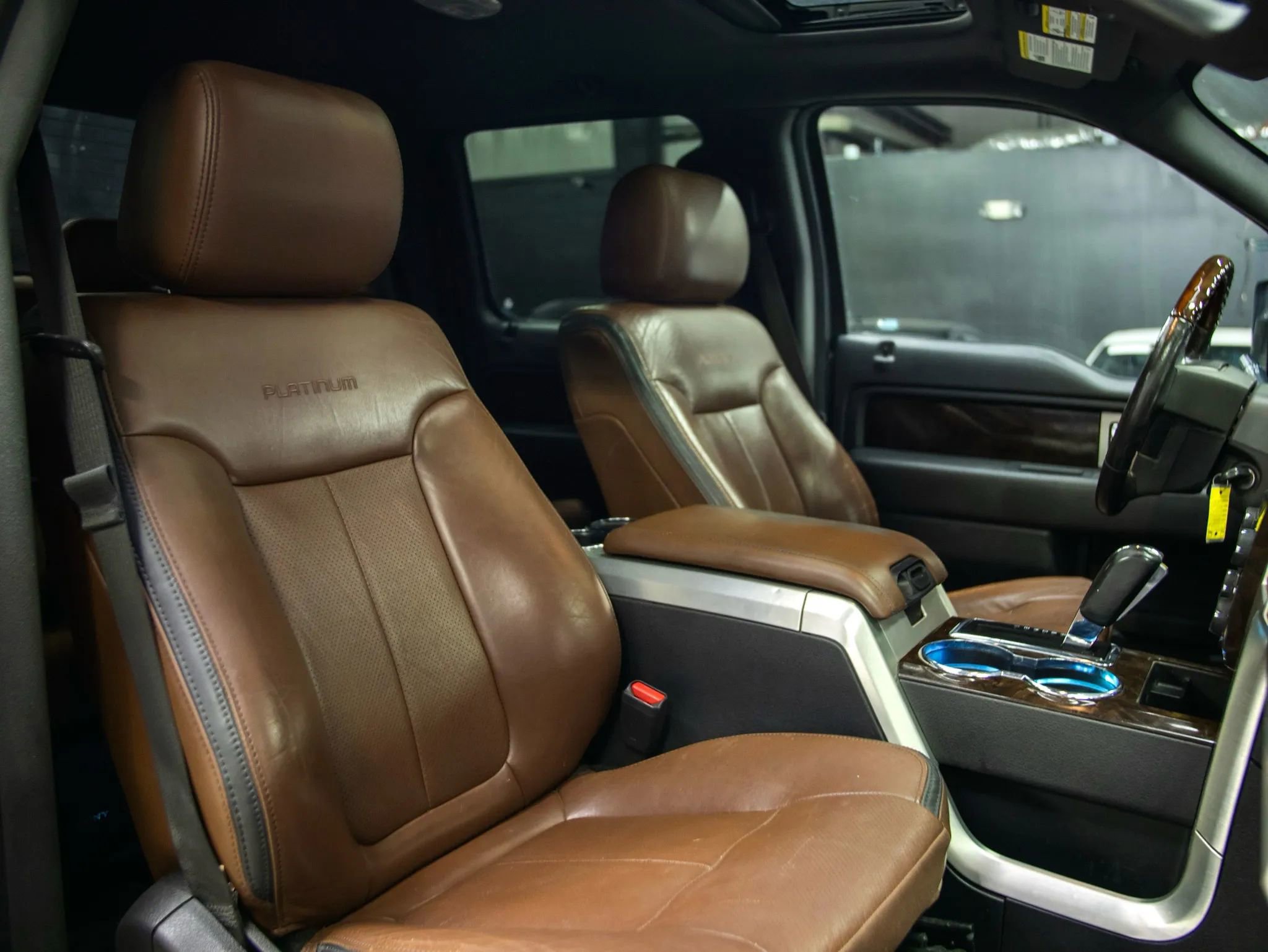 Used 2013 Ford F150 Platinum image 29