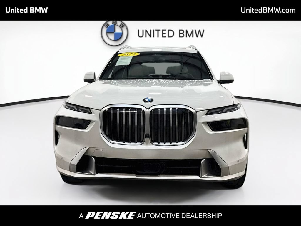 Certified 2025 BMW X7 xDrive40i w/ Parking Assistance Package AWD/4WD image 2
