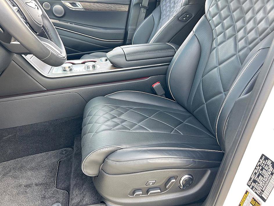 Used 2025 Genesis GV80 3.5T Prestige image 9