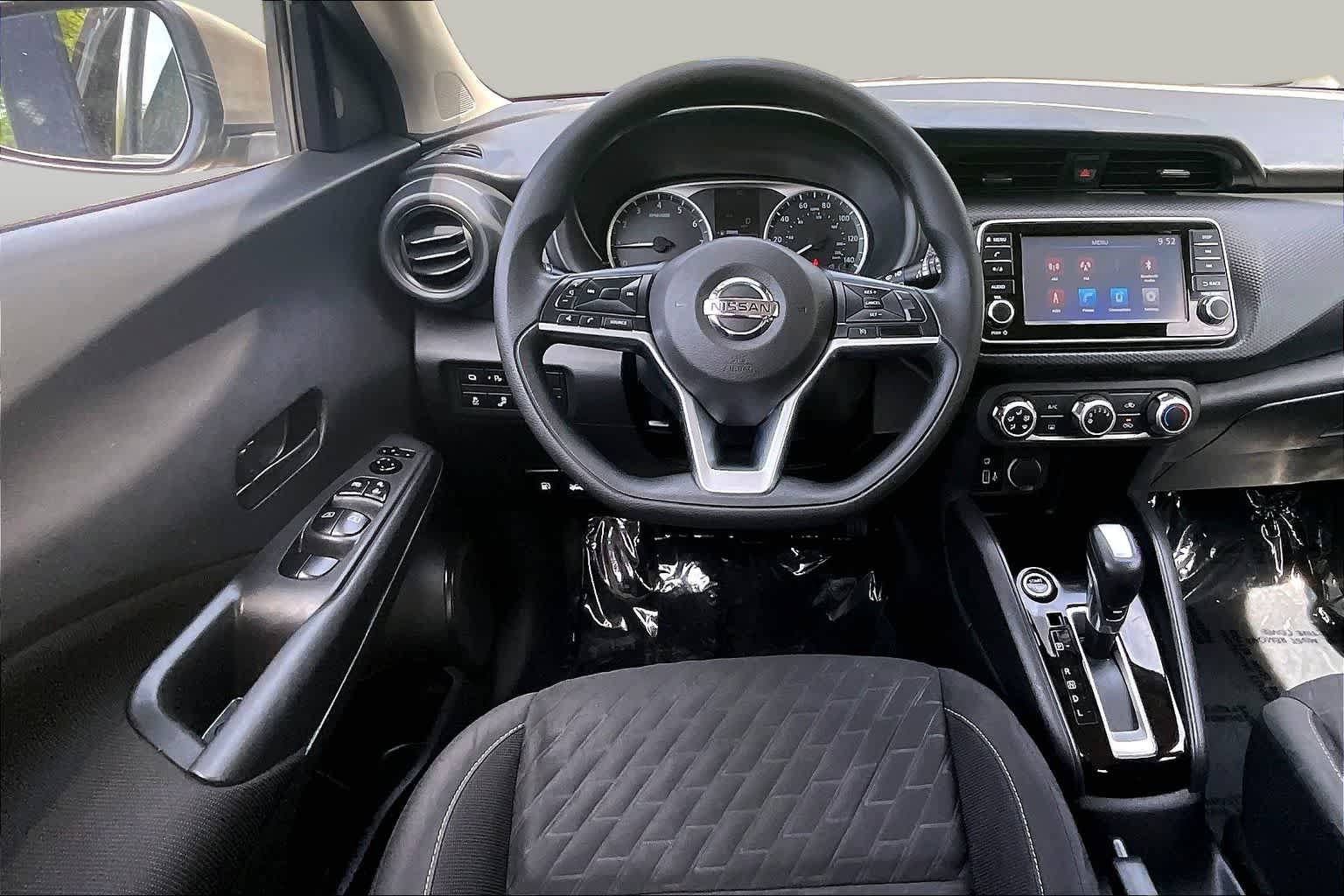 Used 2021 Nissan Kicks S FWD image 6
