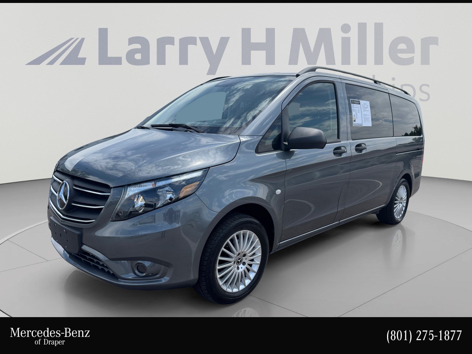 Used 2023 Mercedes-Benz Metris Passenger image 1