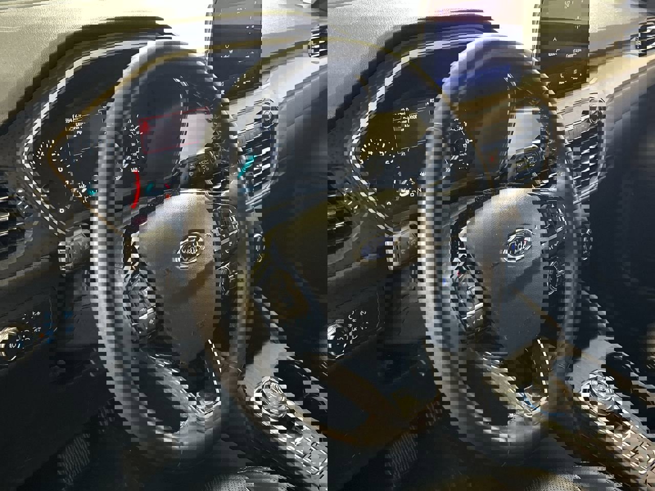 Used 2022 Ford Escape SEL image 13