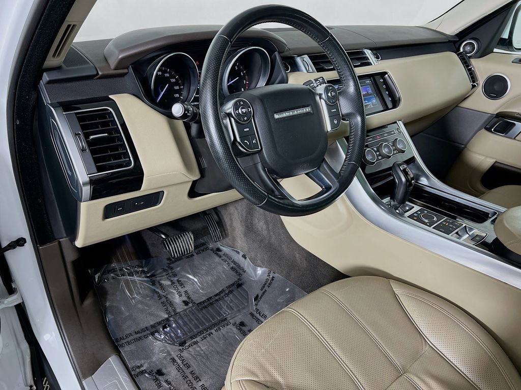 Used 2016 Land Rover Range Rover Sport HSE image 9